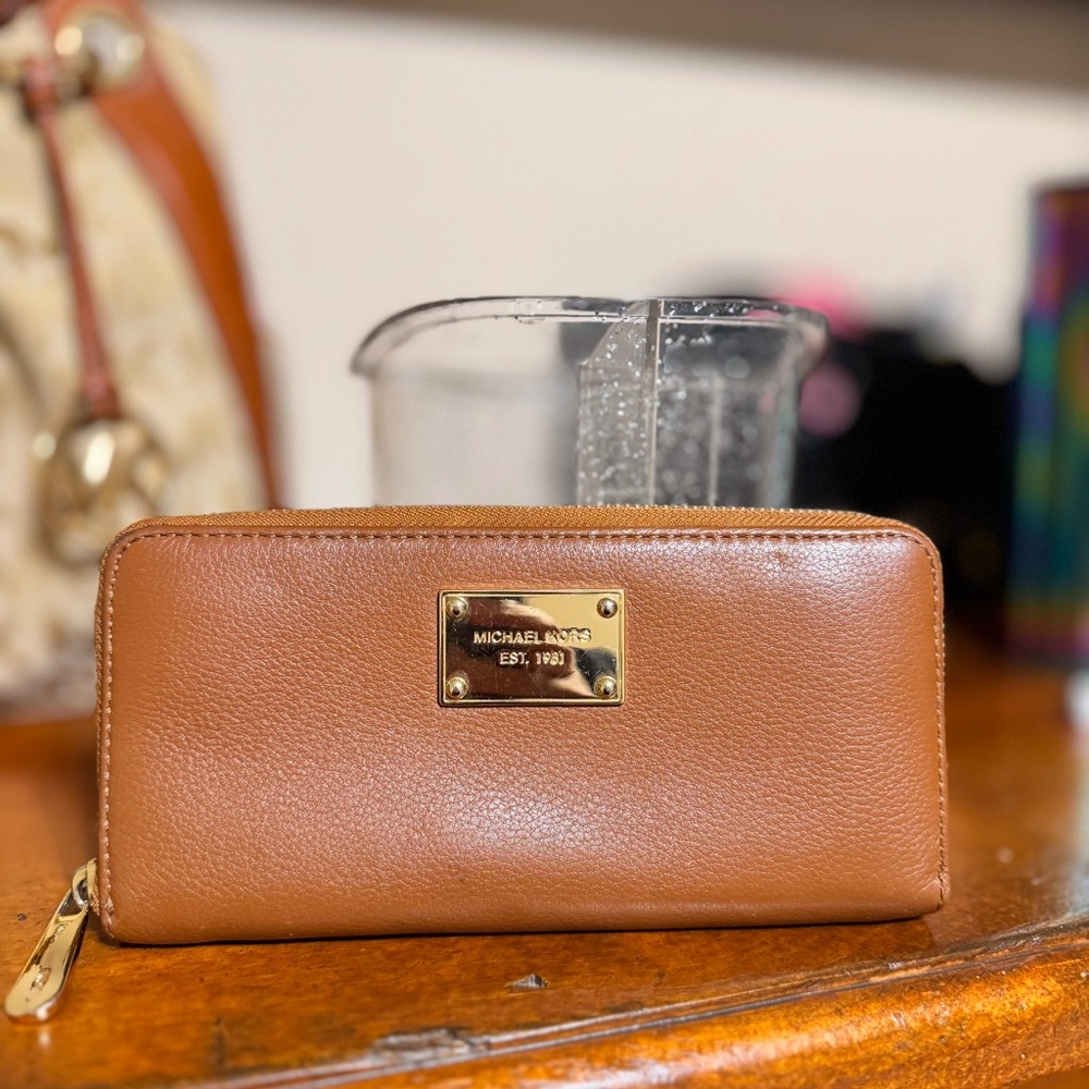 Michael Kors Tan Wallet